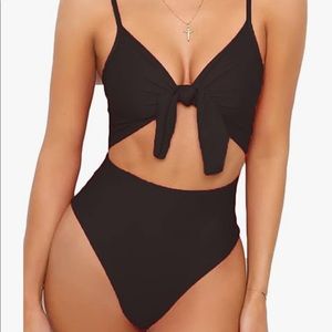LEISUP Black Tie Knot One Piece Swimsuit. Small.